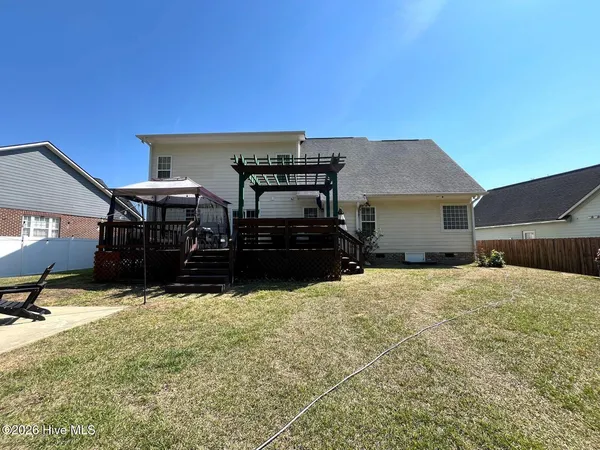 $2,400 | 561 Thorncliff Drive, Raeford, NC 28376