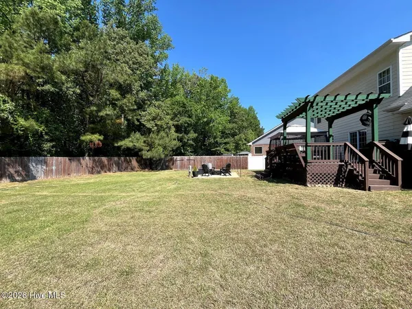 $2,400 | 561 Thorncliff Drive, Raeford, NC 28376