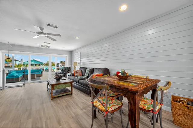 $395,000 | 523 Pompano Street, Bayou Vista, TX 77563