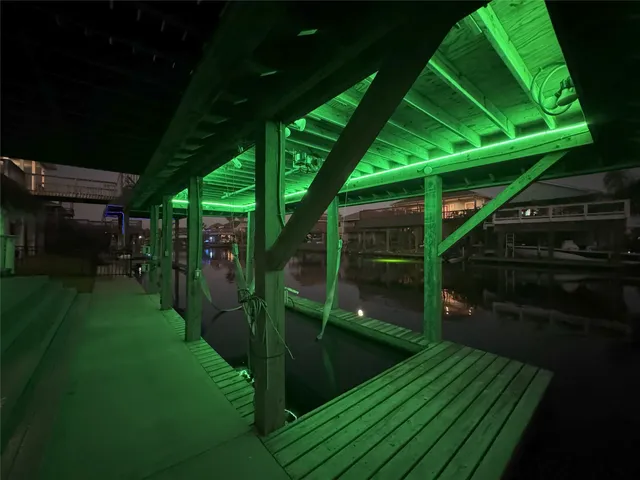 $395,000 | 523 Pompano Street, Bayou Vista, TX 77563