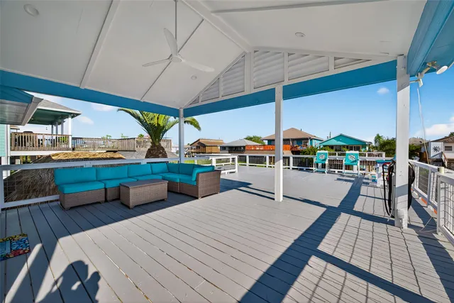 $395,000 | 523 Pompano Street, Bayou Vista, TX 77563