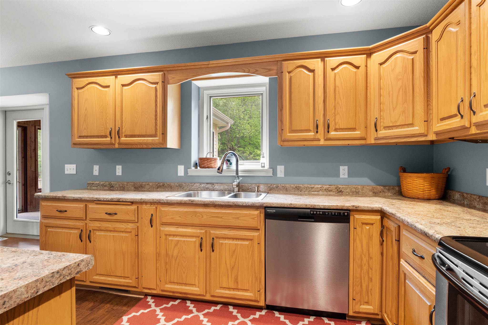 10914 Summer Chase Road Fort Wayne, IN 46818 - Photo 14 of 36