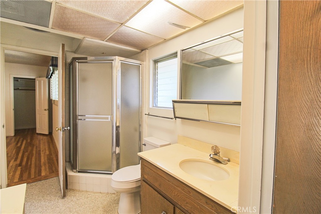 543 North Ranch Lane Glendora, CA 91741 - Photo 46 of 52 restroom 3: jack and jill