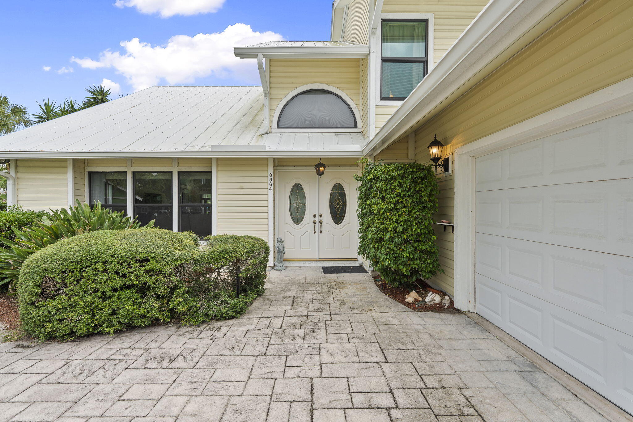 8964 Southeast Sunfish Place Hobe Sound, FL 33455 - Photo 7 of 51 57-web-or-mls-DSC03752