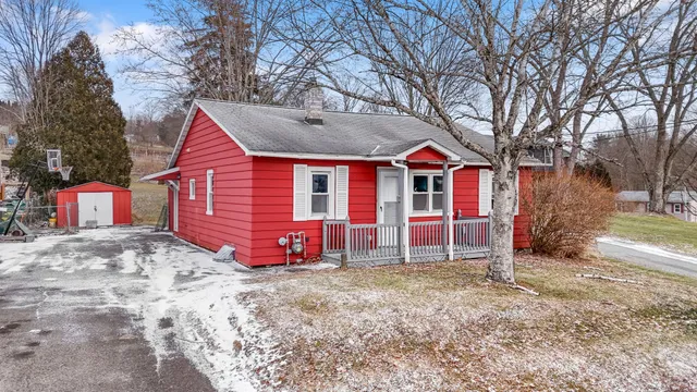 $139,900 | 118 Boswell Hill Road, Endicott, NY 13760