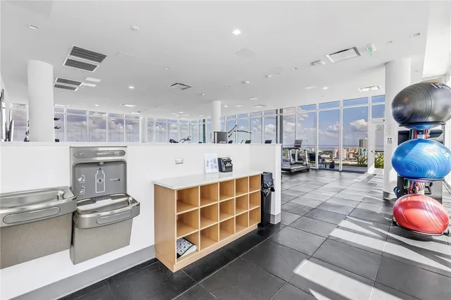 $1,699,000 | 777 3rd Avenue North, Unit 1205, St. Petersburg, FL 33701