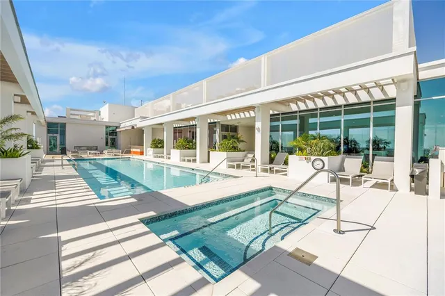 $1,699,000 | 777 3rd Avenue North, Unit 1205, St. Petersburg, FL 33701