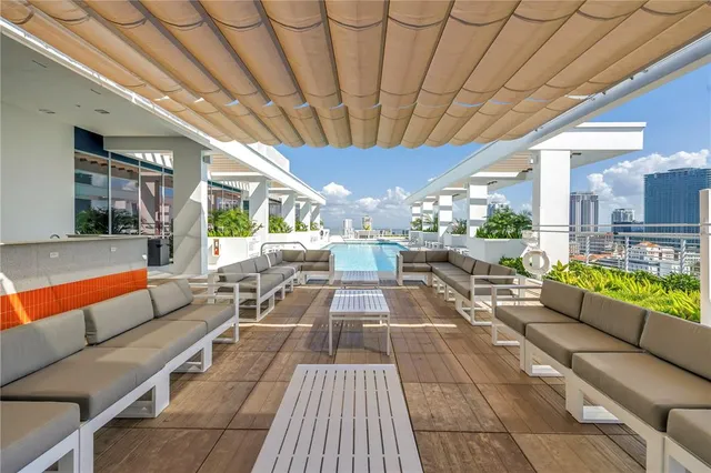 $1,699,000 | 777 3rd Avenue North, Unit 1205, St. Petersburg, FL 33701