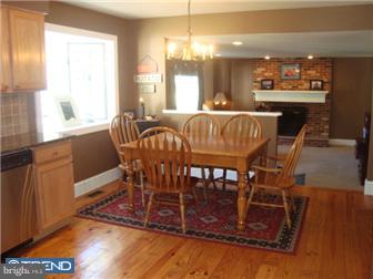 260 Burning Tree Road Delran, NJ 08075 - Photo 4 of 12 Kitchen