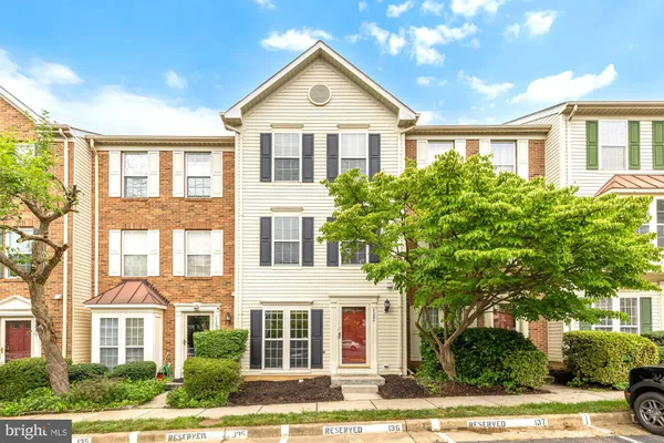 $3,100 | 4284 Wheeled Caisson Square, Fairfax, VA 22033
