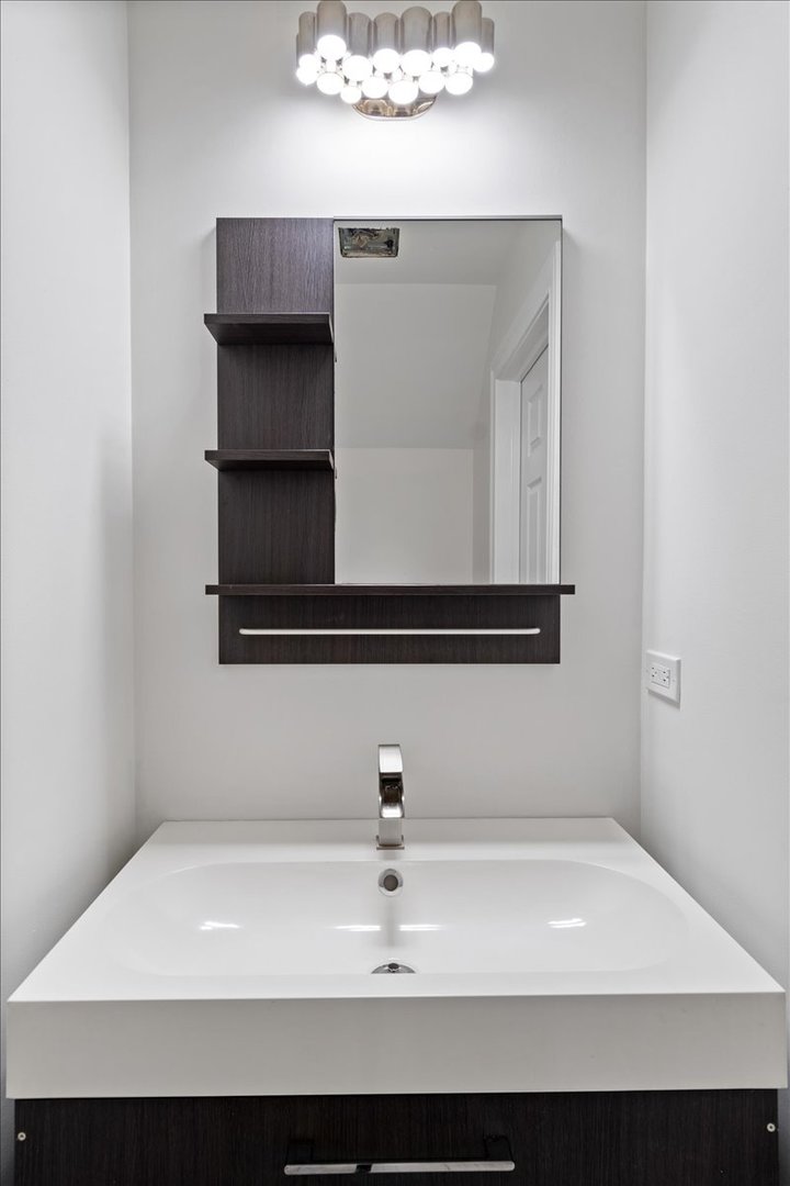 2257 Lake Ridge Drive Glendale Heights, IL 60139 - Photo 9 of 15