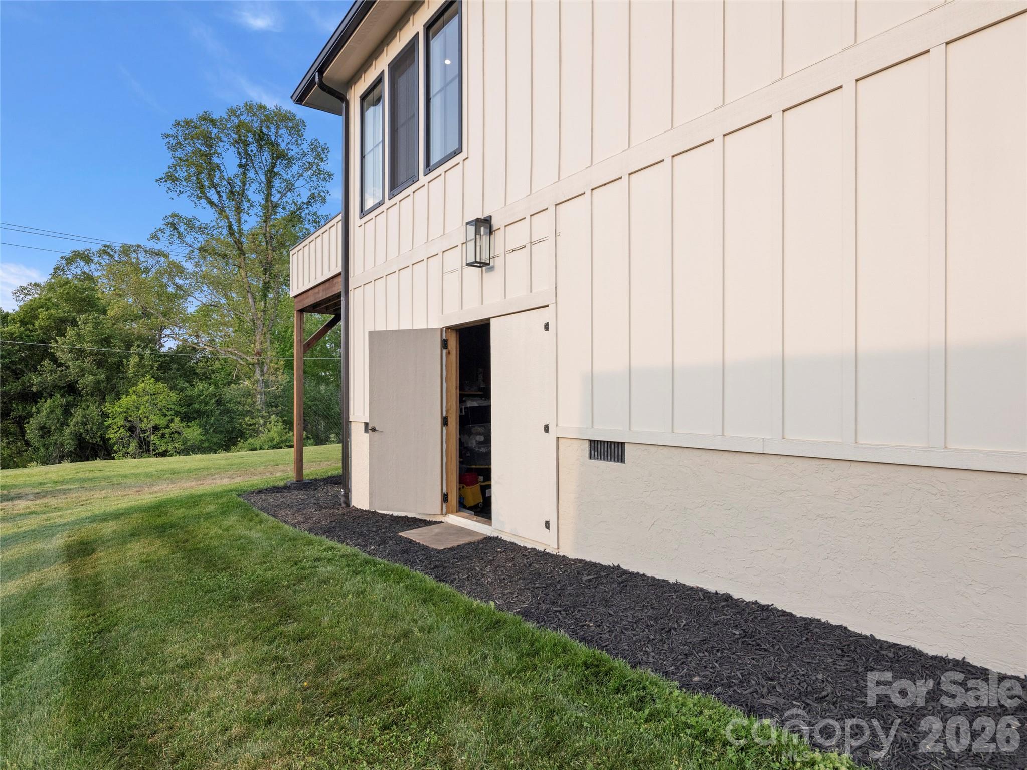 208 Majestic Ridge Road Mills River, NC 28759 - Photo 35 of 38