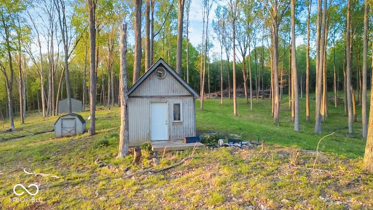 5735 Gilmore Ridge Lane Nashville, IN 47448 - Photo 6 of 11