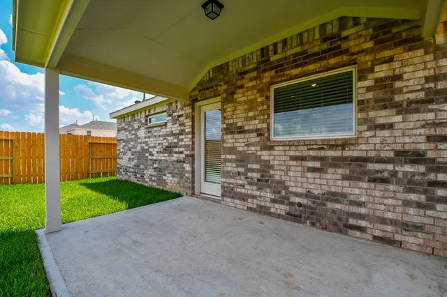$2,695 | 7542 Coral Ter Drive, Cypress, TX 77433