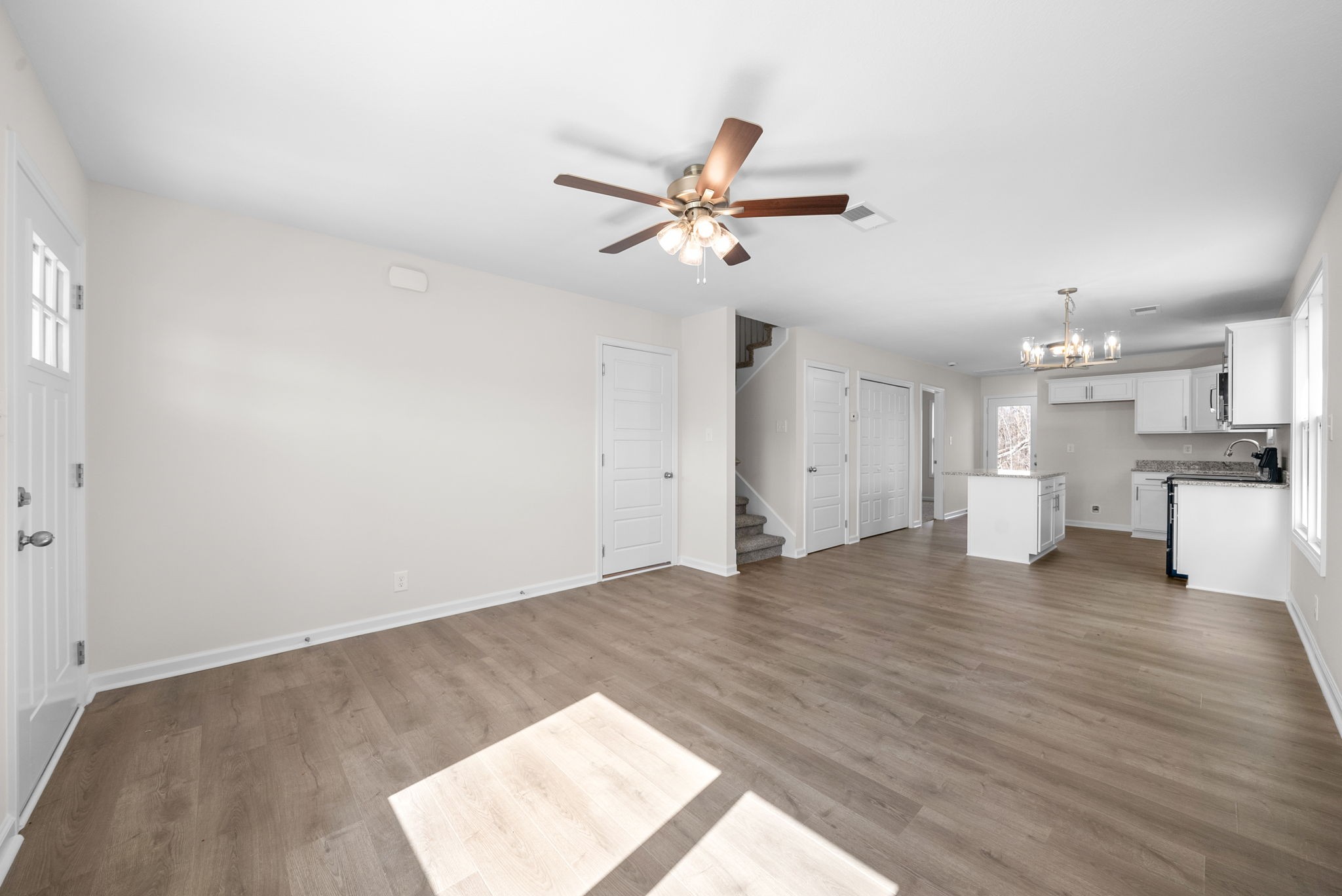 153 Quarry Rdg Road Clarksville, TN 37043 - Photo 3 of 26 Gallery Image 3