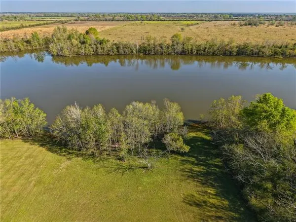 $164,900 | 210 Highland Crest Drive, Covington, LA 70435