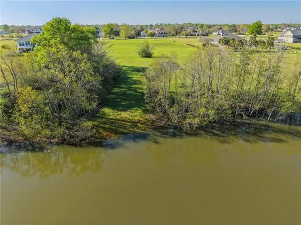 $164,900 | 210 Highland Crest Drive, Covington, LA 70435