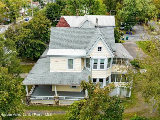 $499,000 | 223 Broadway, Port Ewen, NY 12466