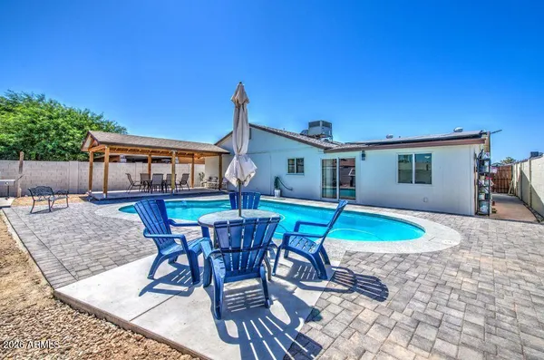 $2,500 | 5651 West Monte Vista Road, Phoenix, AZ 85035