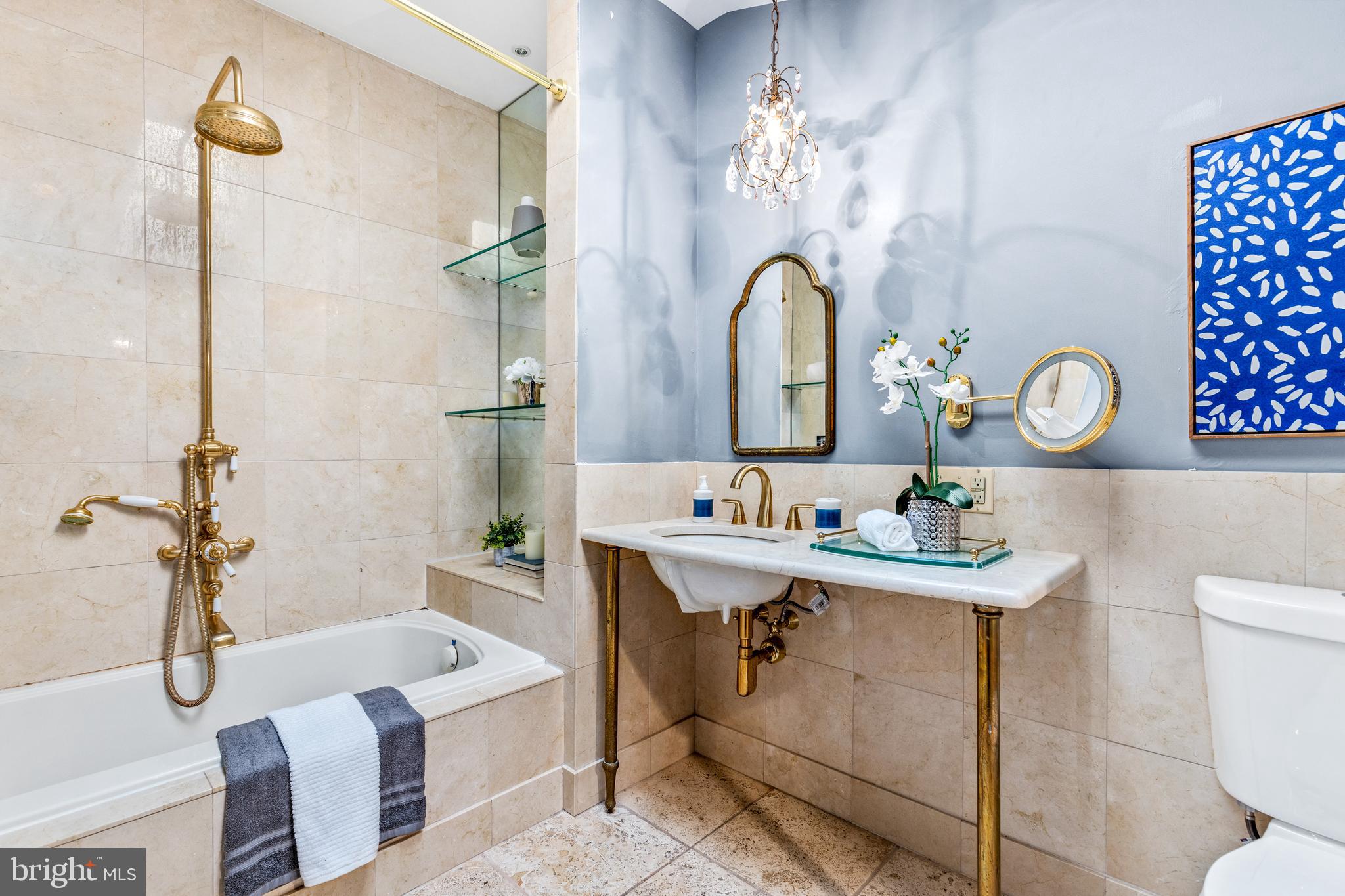 1810 Calvert Street Northwest, Unit 4 Washington, DC 20009 - Photo 20 of 23