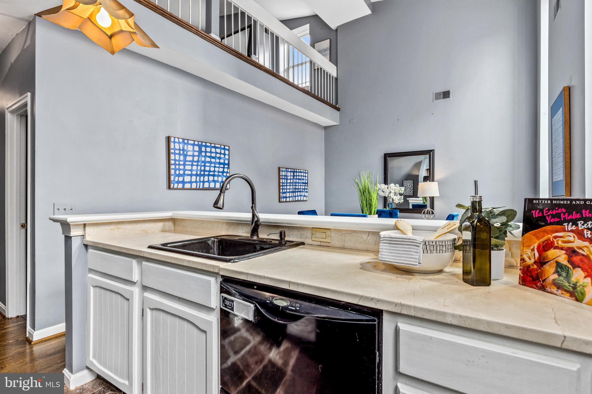 1810 Calvert Street Northwest, Unit 4 Washington, DC 20009 - Photo 10 of 23