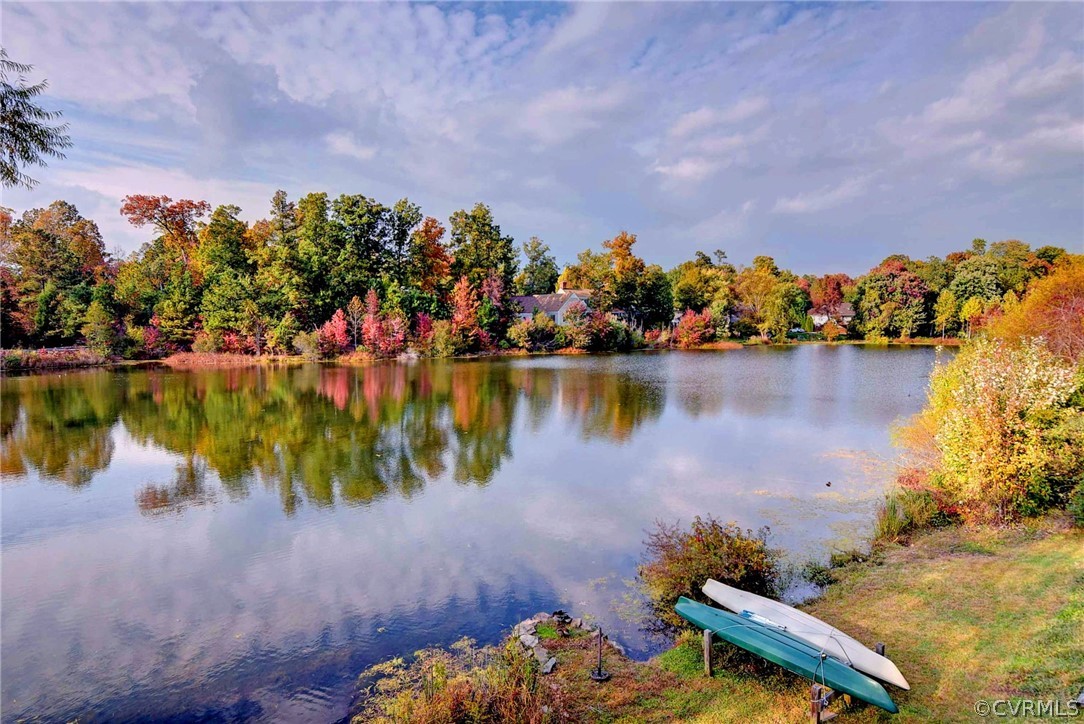 4415 Wind River Run Williamsburg, VA 23188 - Photo 34 of 36 a view of a lake with a city