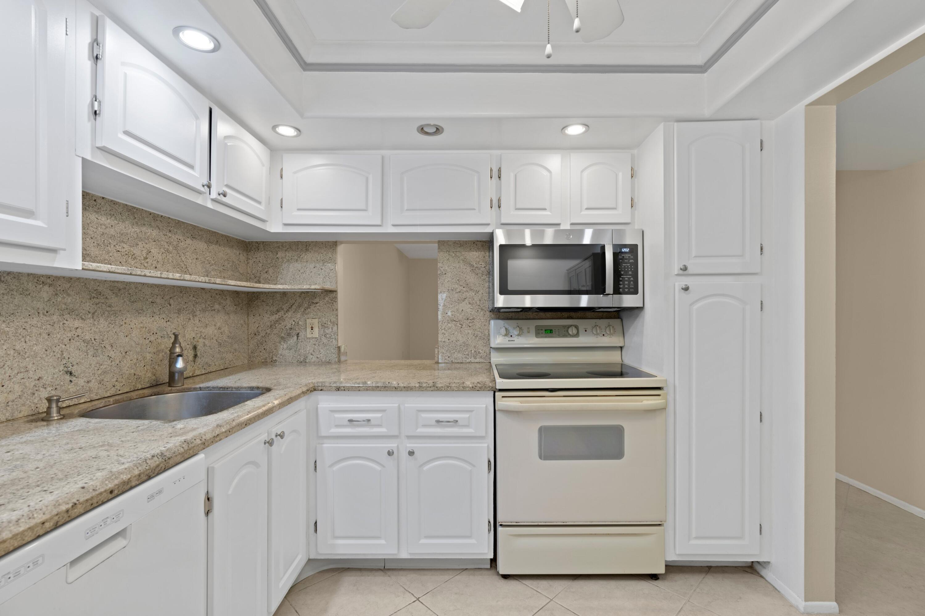 5961 Northwest 2nd Avenue, Unit 209 Boca Raton, FL 33487 - Photo 10 of 35 Kitchen