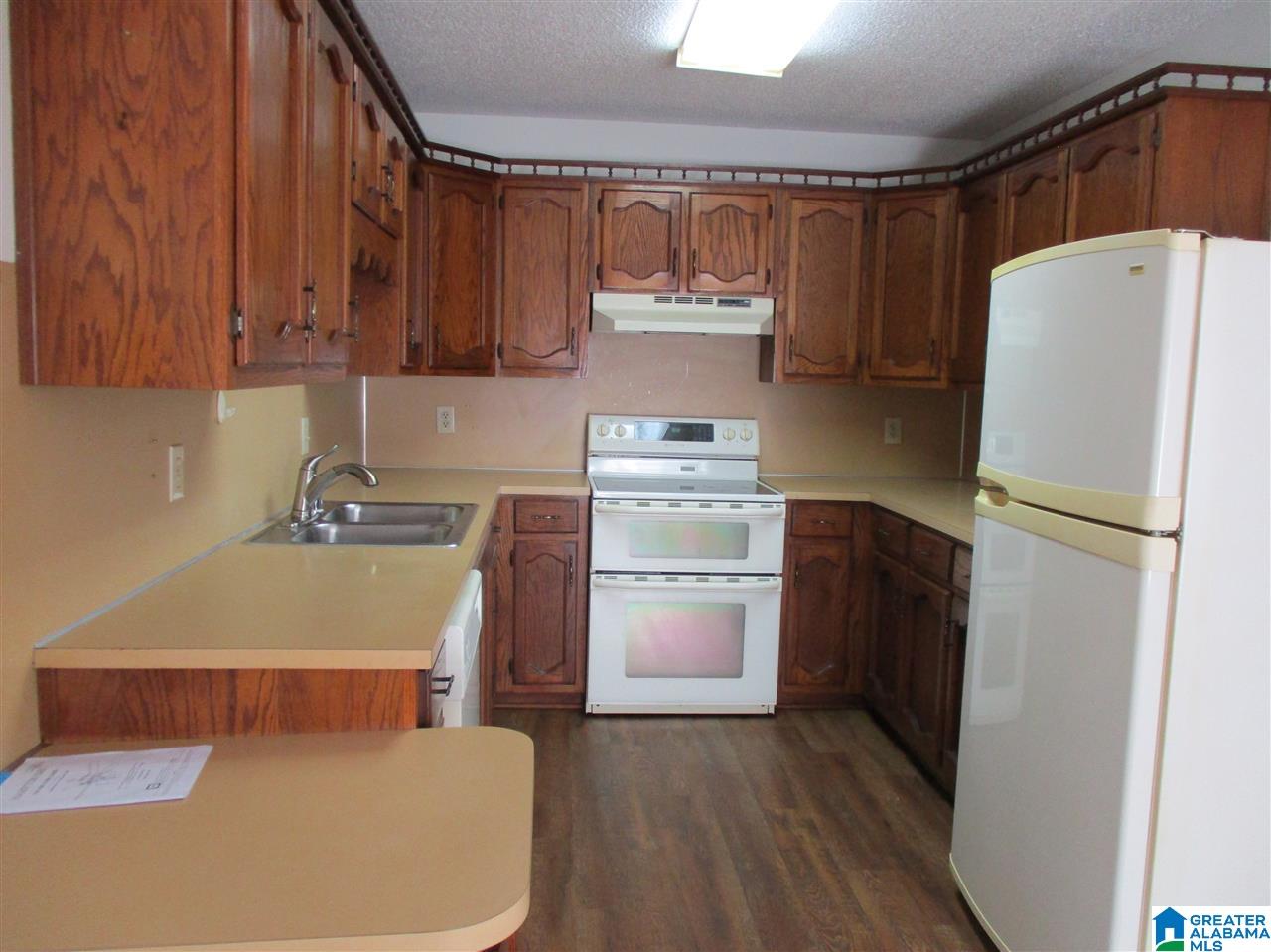 5633 Hampton Road Birmingham, AL 35210 - Photo 8 of 49