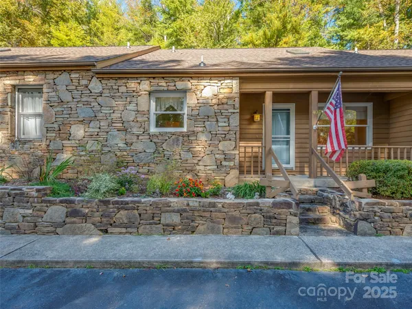 $280,000 | 40 Sagebrush Circle, Etowah, NC 28729