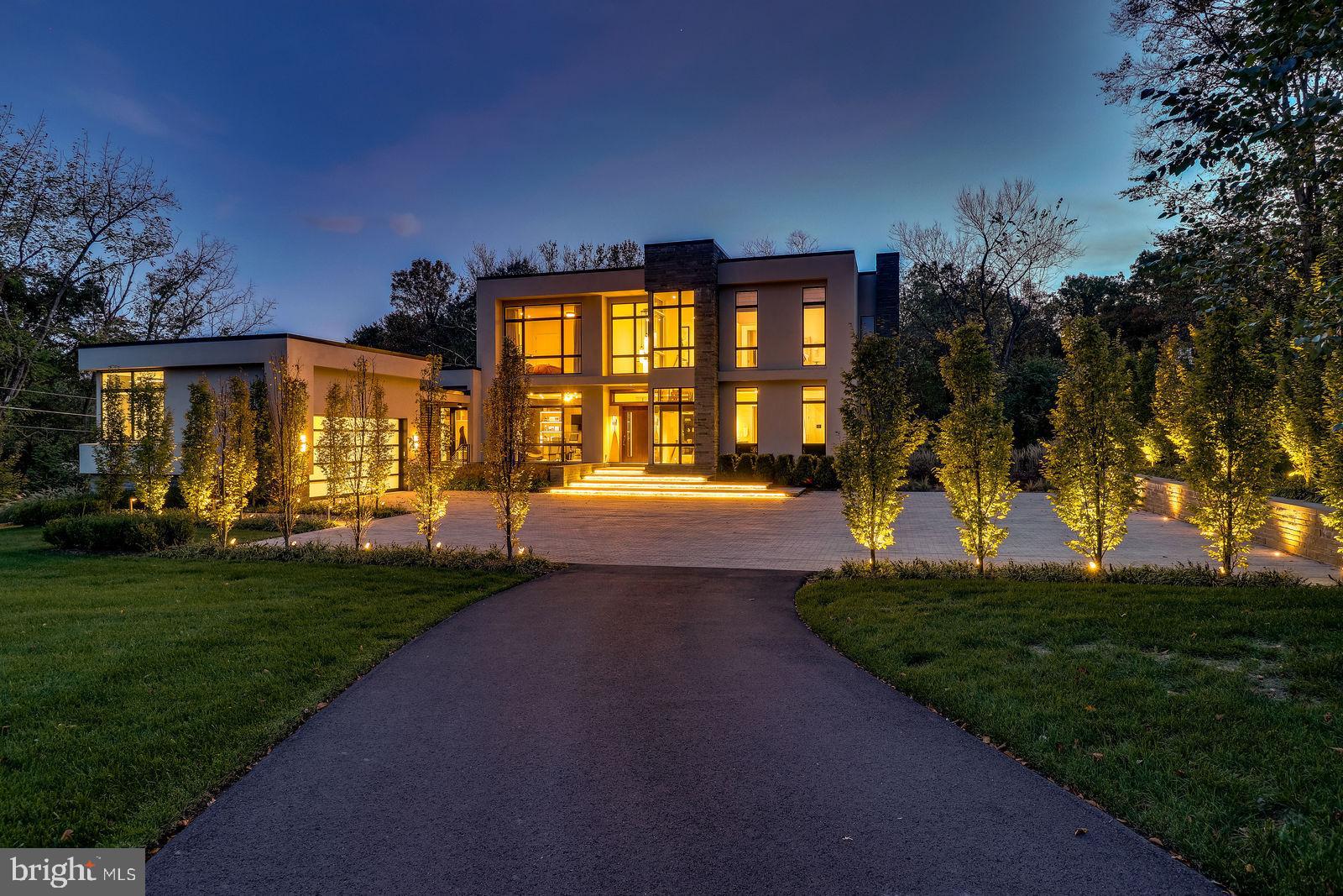 749 Chain Bridge Road McLean, VA 22101 - Photo 6 of 56