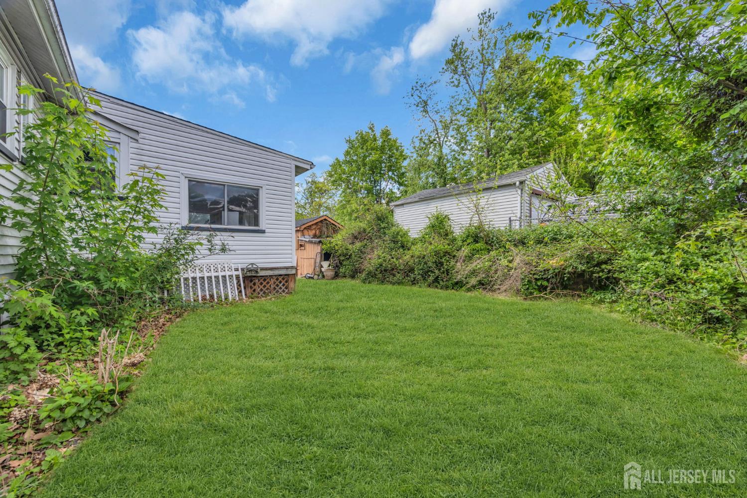 22 Westbury Road Iselin, NJ 08830 - Photo 17 of 17