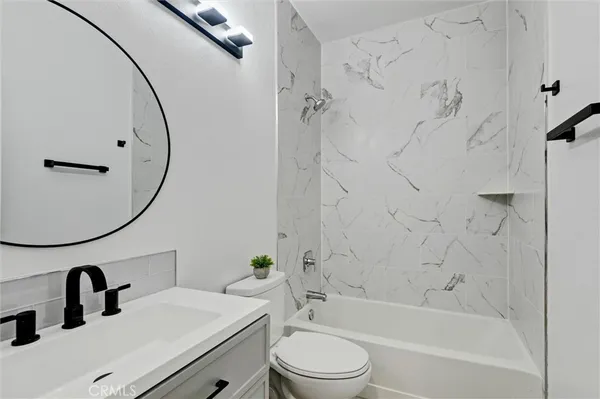 $548,888 | 555 Maine Avenue, Unit 225, Long Beach, CA 90802