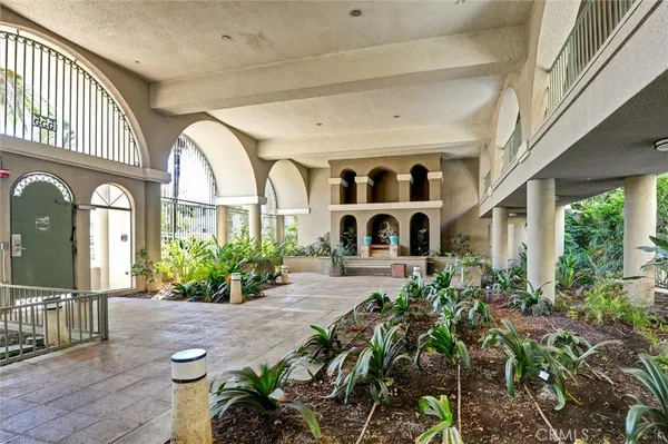$548,888 | 555 Maine Avenue, Unit 225, Long Beach, CA 90802