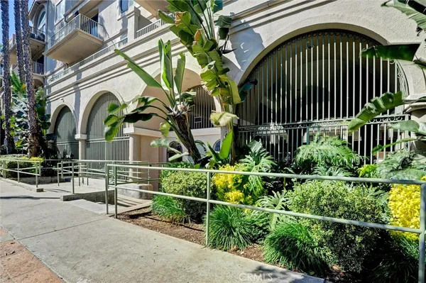 $548,888 | 555 Maine Avenue, Unit 225, Long Beach, CA 90802