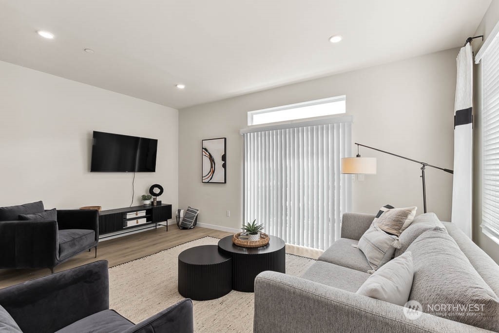 16124 Cascadian Way, Unit B7 Bothell, WA 98012 - Photo 18 of 33 Gallery Image 18
