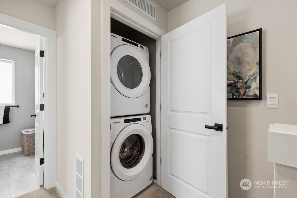 16124 Cascadian Way, Unit B7 Bothell, WA 98012 - Photo 24 of 33 Gallery Image 24