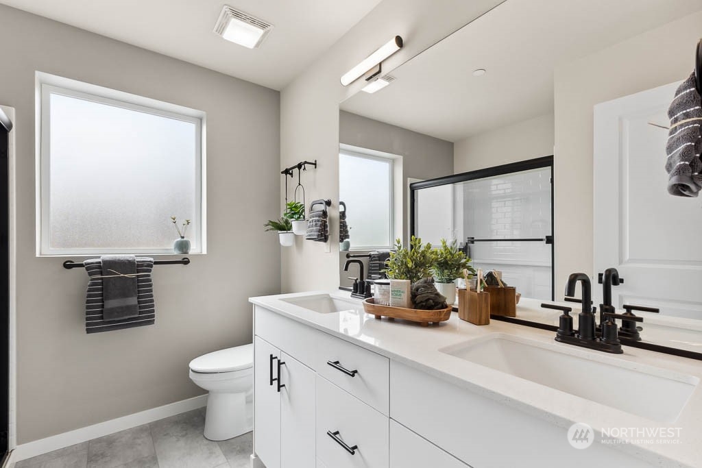 16124 Cascadian Way, Unit B7 Bothell, WA 98012 - Photo 27 of 33 Gallery Image 27