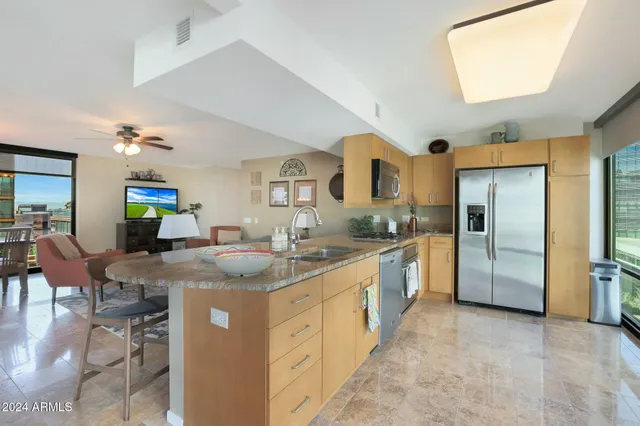 $4,000 | 4808 North 24th Street, Unit 621, Phoenix, AZ 85016