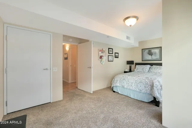 $4,000 | 4808 North 24th Street, Unit 621, Phoenix, AZ 85016