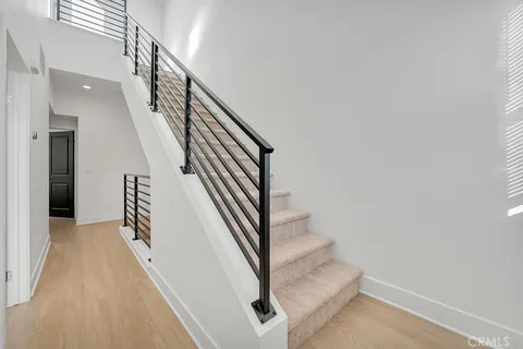 $4,850 | 10832 West Riverton Court, Toluca Lake, CA 91602