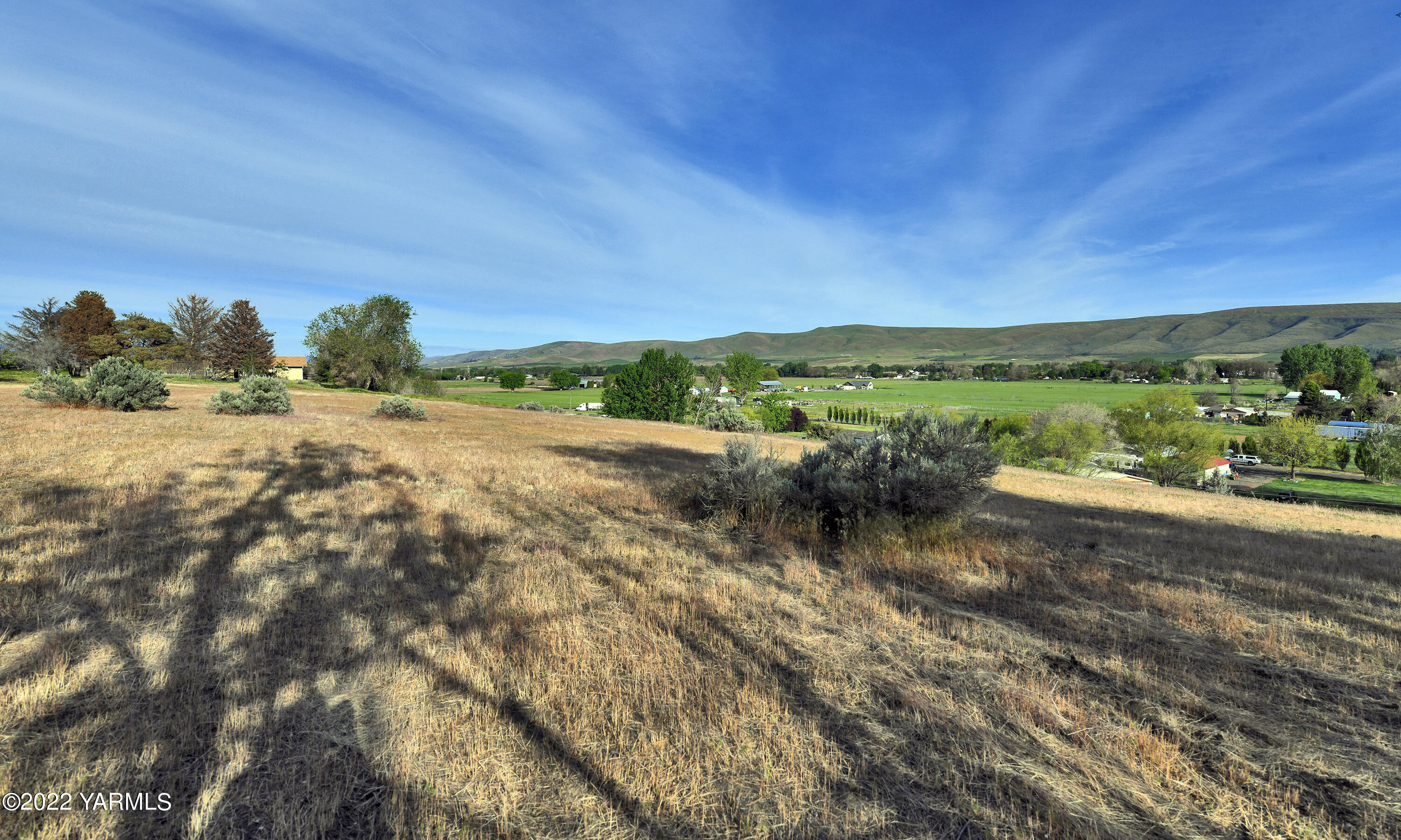2611 Draper Road Yakima, WA 98903 - Photo 4 of 13 4- View