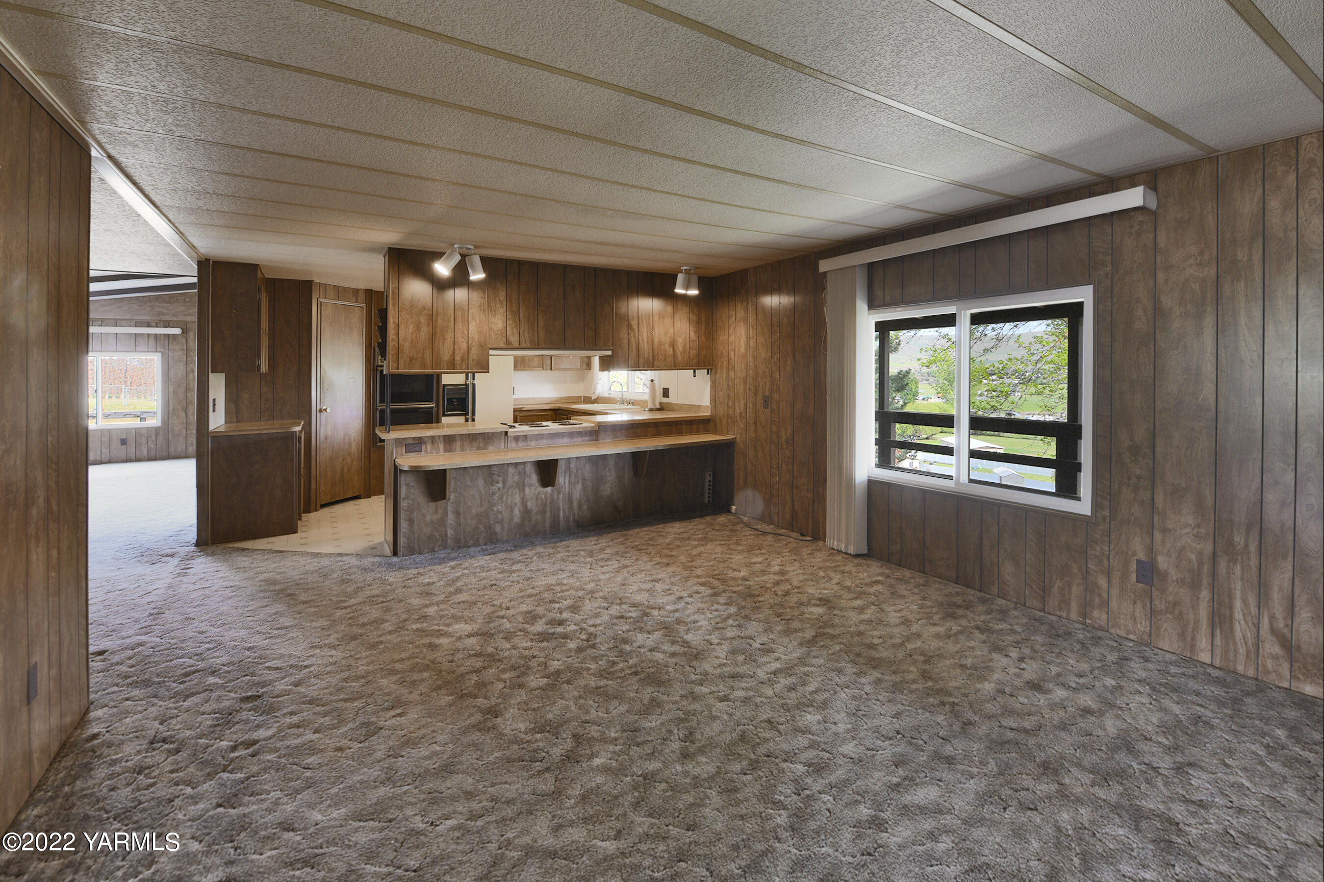 2611 Draper Road Yakima, WA 98903 - Photo 7 of 13 7- Living Space
