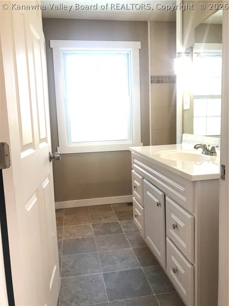 1099 Signal Road Culloden, WV 25510 - Photo 17 of 30 Gallery Image 17