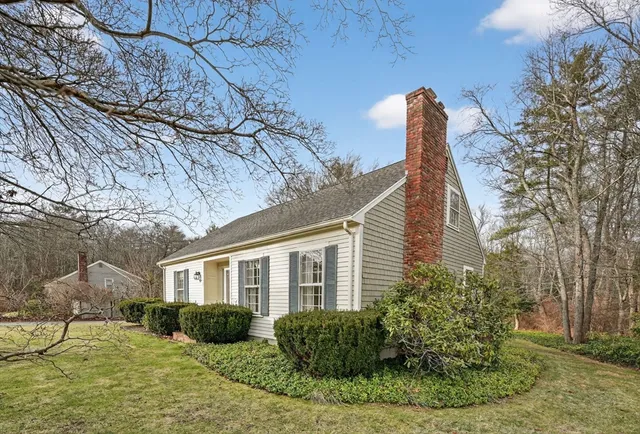 $625,000 | 121 South Drive, Bridgewater, MA 02324