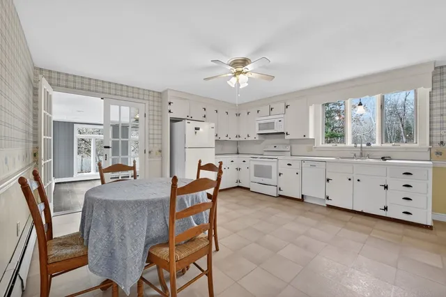 $625,000 | 121 South Drive, Bridgewater, MA 02324