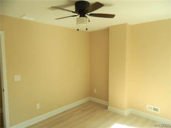 $1,600 | 417 Center Street, Unit 2, Lewiston, NY 14092