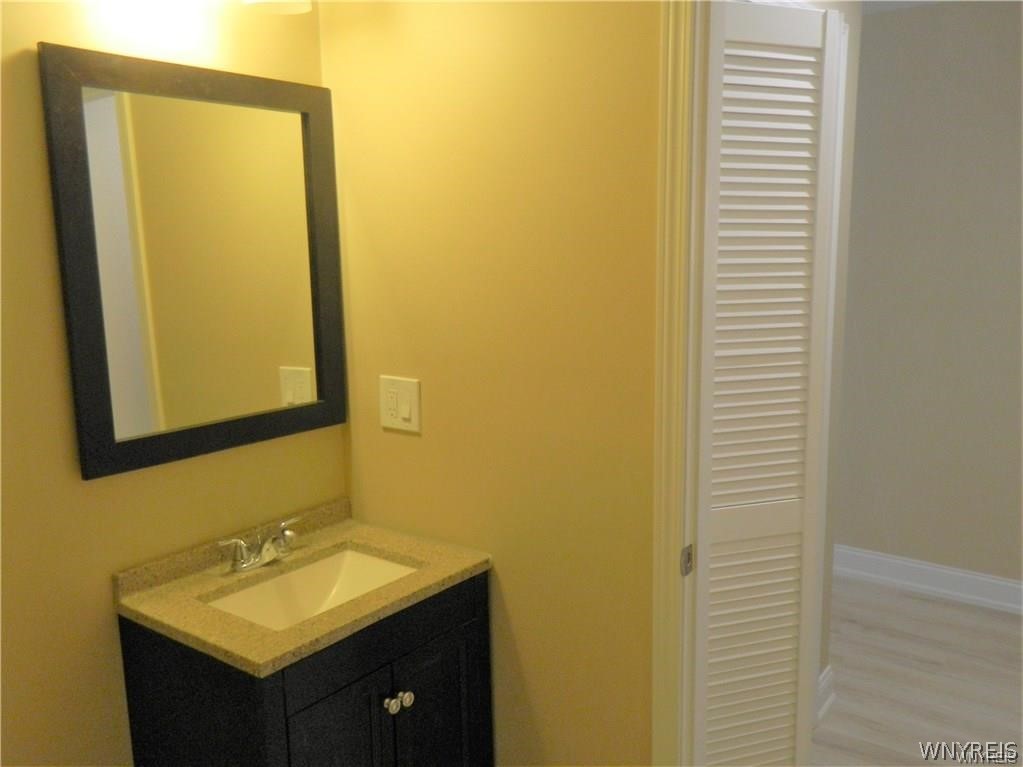 417 Center Street, Unit 2 Lewiston, NY 14092 - Photo 15 of 17