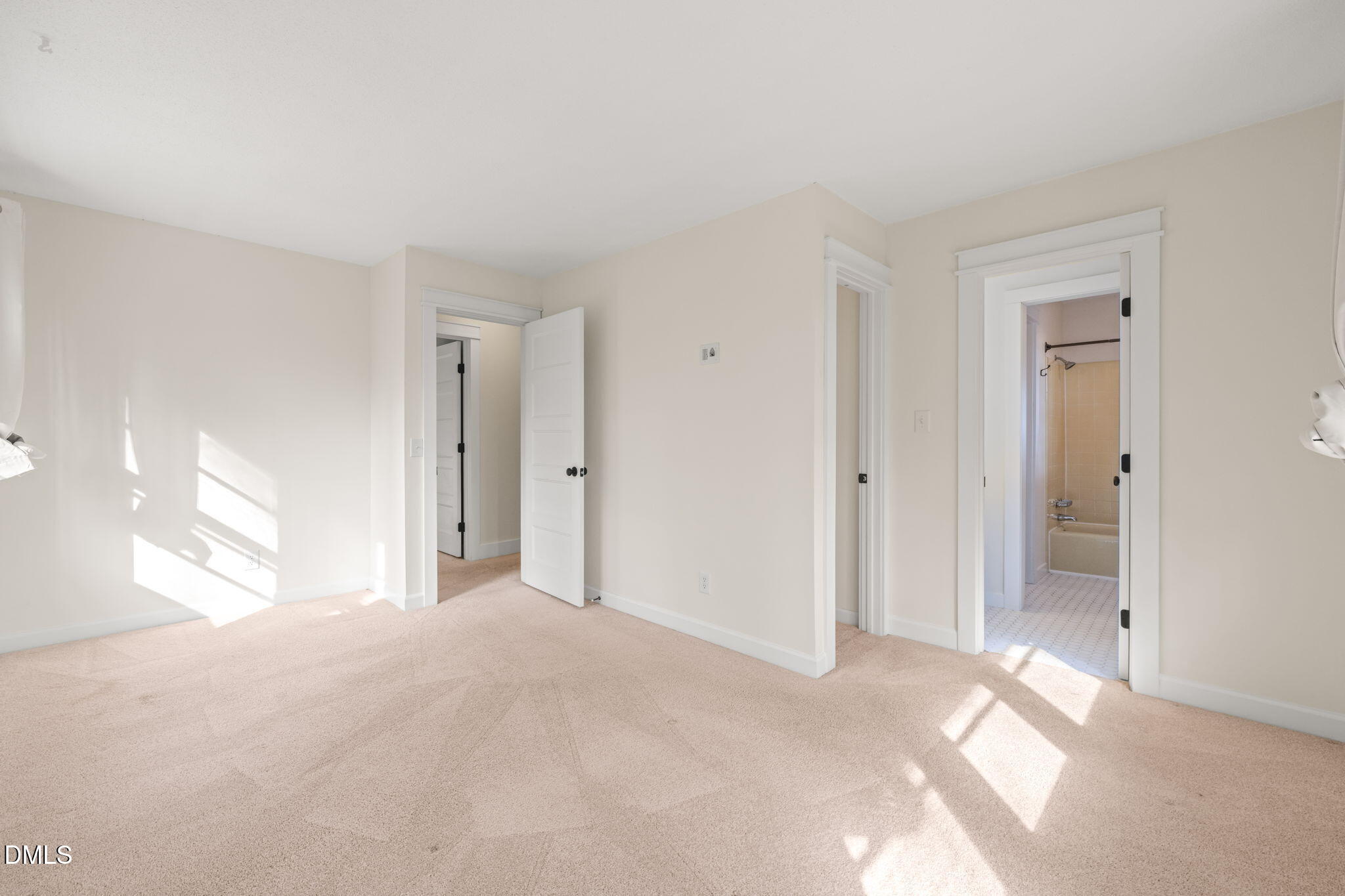 15 Abbey Road Chapel Hill, NC 27516 - Photo 27 of 42