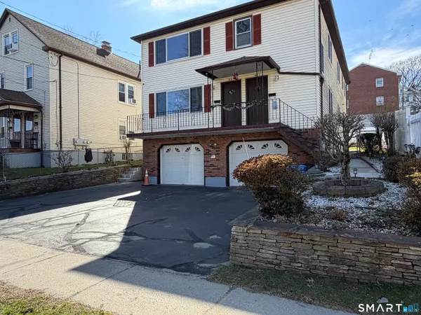 $1,950 | 63-65 Newbury Street, Hartford, CT 06114