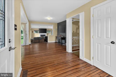 $550,000 | 280 Olive Street, Warminster, PA 18974